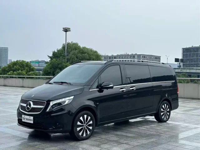Mercedes-Benz Vito 2.0T Business Edition 7 seats