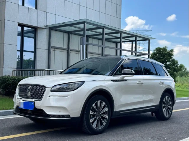 Lincoln Corsair 2.0T 2WD Elegant Edition