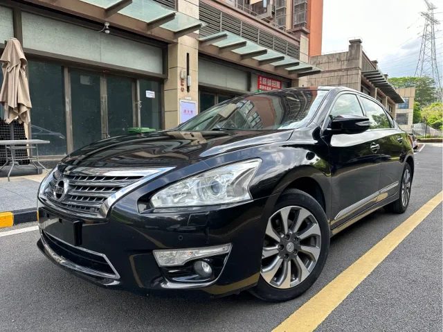 Nissan Teana Duke 2.5L XV Champions League Glory Edition