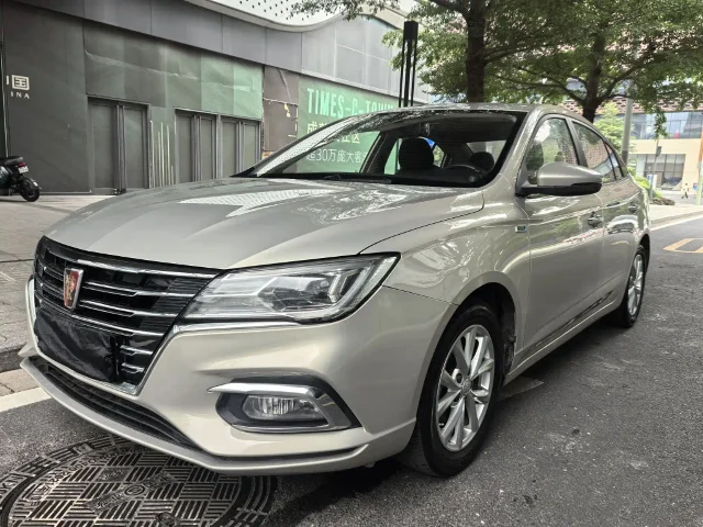 Roewe i5 1.5L Auto 4G Connected Leader Luxury Edition