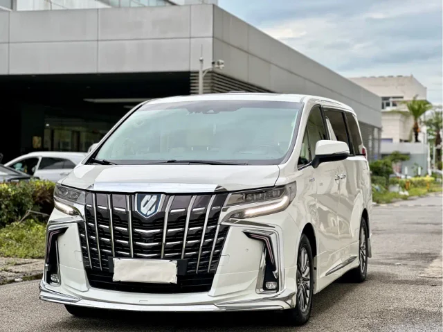 Toyota Alphard Hybrid 2.5L Luxury Edition