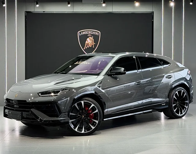 Lamborghini Urus 4.0T V8 S
