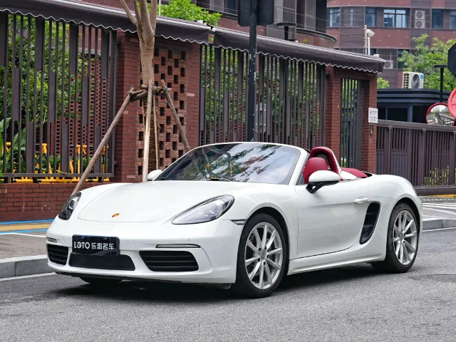 Porsche 718 Boxster 2.0T