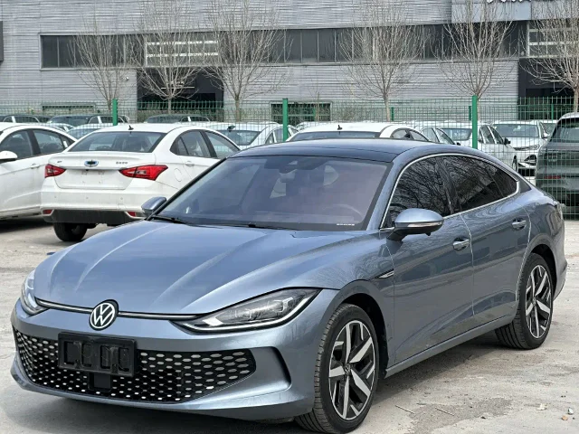 Volkswagen Lamando Lamando L 280TSI DSG Cool Hot Edition