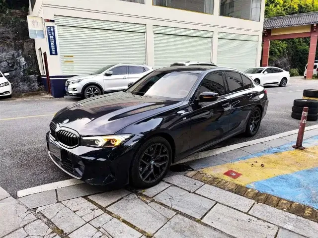 BMW 3 Series 330i M Sport Night Package