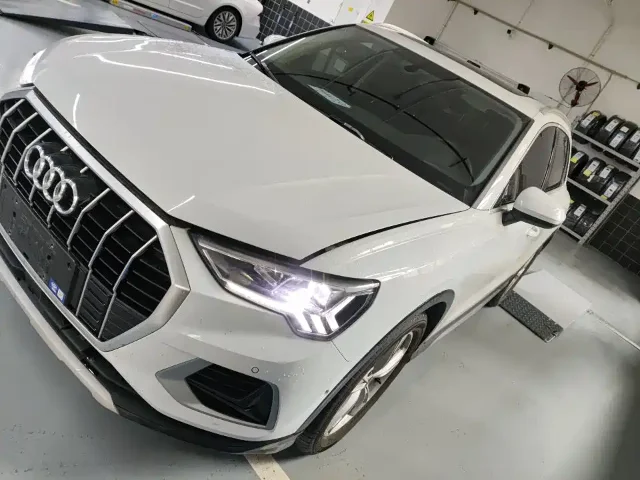 Audi Q3 35 TFSI Fashion Elegance Type