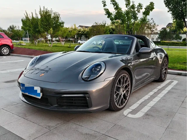 Porsche 911 Targa 4 3.0T