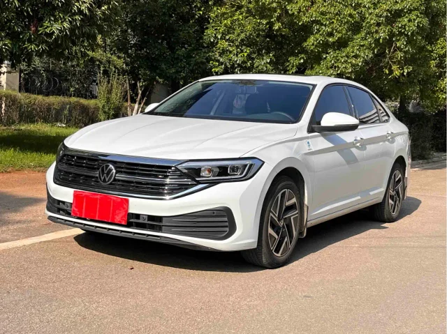 Volkswagen Sagitar 300TSI DSG Beyond Edition