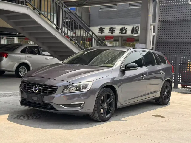 Volvo V60 T5 Smart Elegant Edition