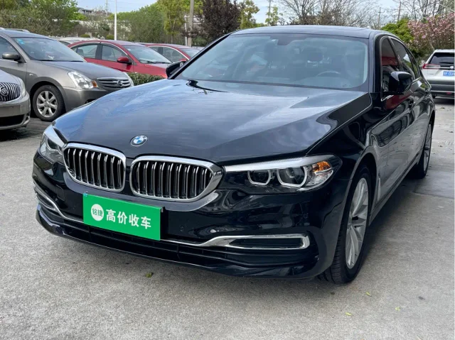 BMW 5 Series Facelift 525Li Luxury Package