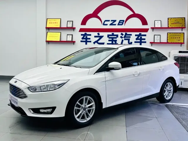 Ford Focus Sedan Classic EcoBoost 180 Auto Elite Type