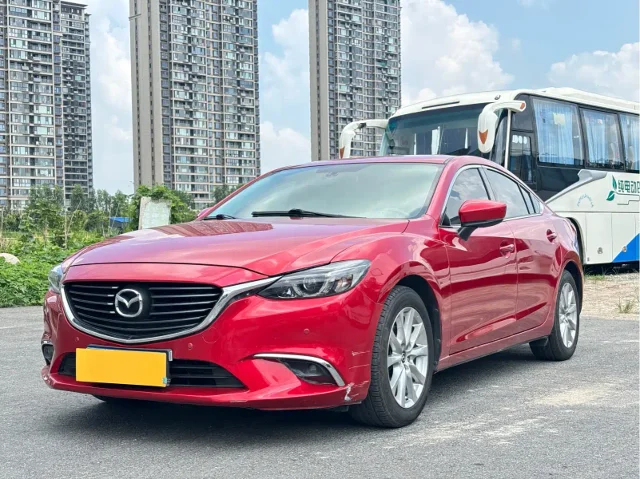 Mazda Atenza 2.0L Blue Sky Luxury Edition