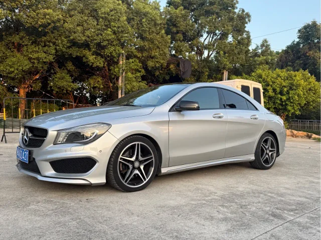 Mercedes-Benz CLA (Import) CLA 260 4MATIC