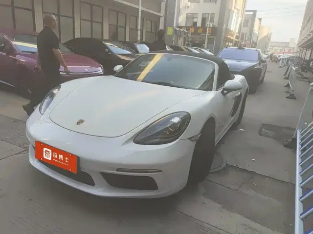 Porsche 718 Boxster 2.0T