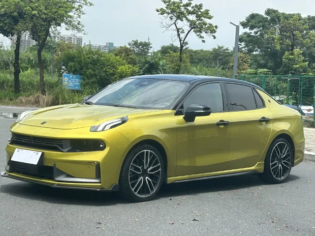 Lynk & Co 03 03+ 2.0TD Auto Drive Wind Edition