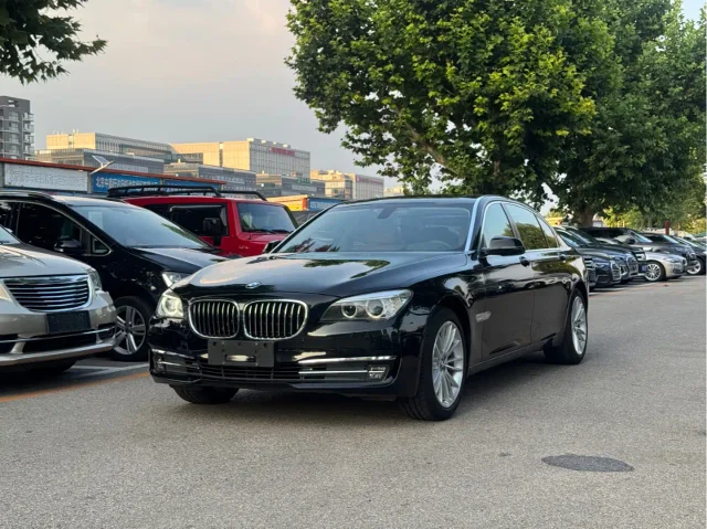 BMW 7 Series 730Li Premium Enjoy Type