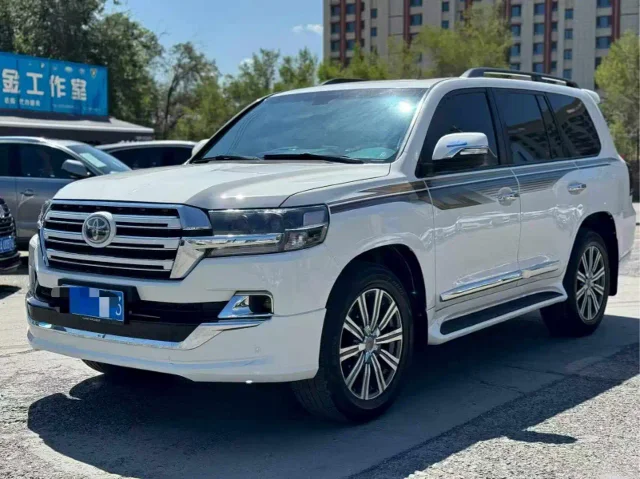 Toyota Land Cruiser 4.7L Auto VX