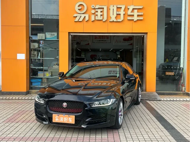 Jaguar XE 2.0T 240PS R-Sport