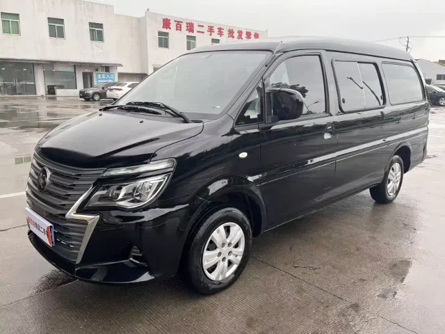 Forthing Lingzhi M5L 1.6L Basic Type 7 seats