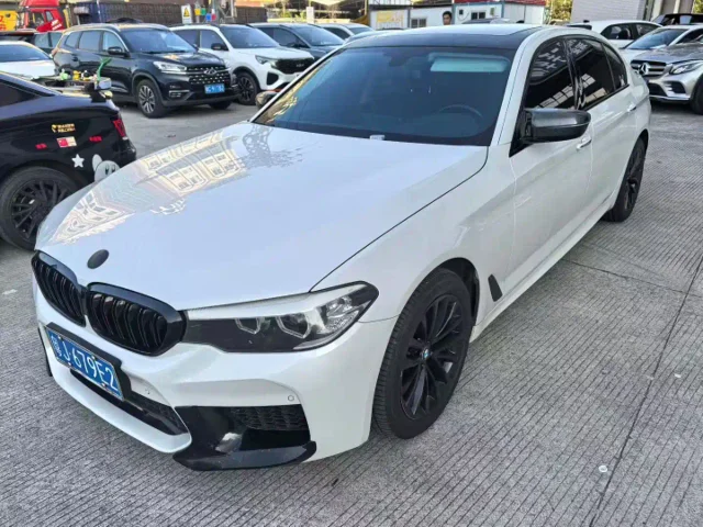 BMW 5 Series 525Li Luxury Package