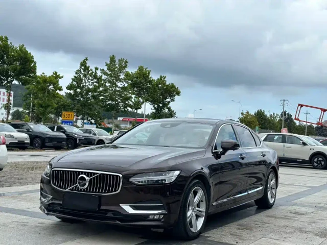 Volvo S90 T5 Smart Leisure Edition