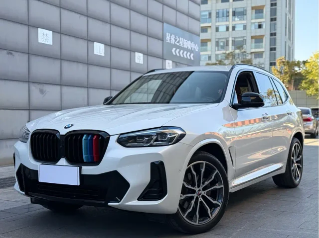 BMW X3 xDrive30i Leading Type M Night Package