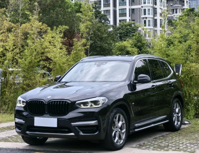 BMW X3 xDrive28i Luxury Package