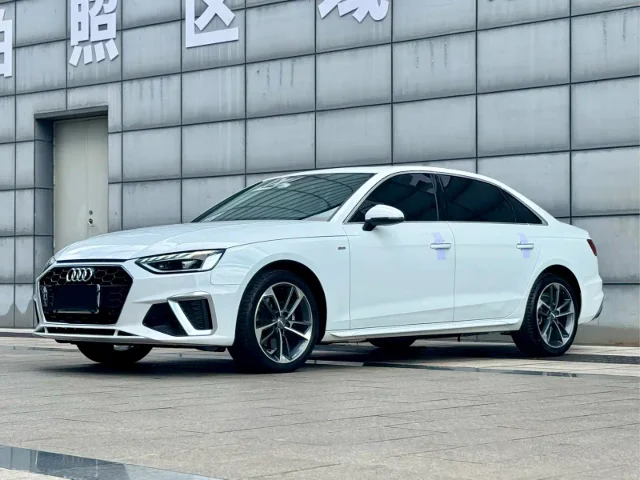 Audi A4L 40 TFSI Fashion Dynamic Type