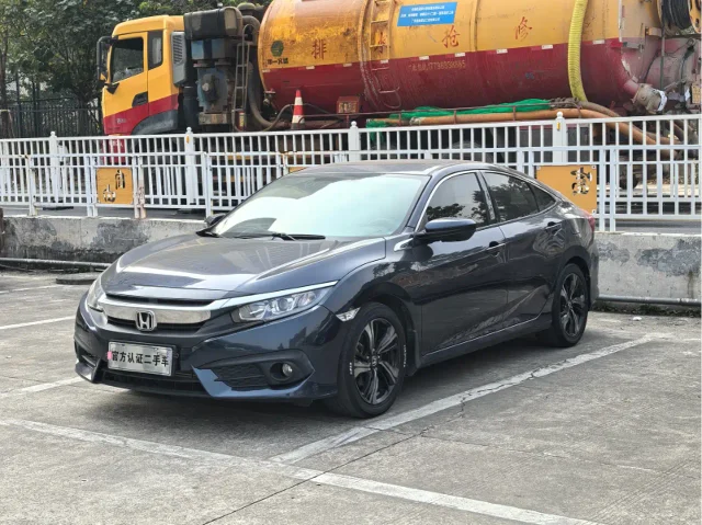 Honda Civic 220TURBO CVT Luxury Edition
