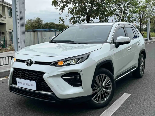 Toyota Wildlander 2.0L CVT 4WD Premium Edition