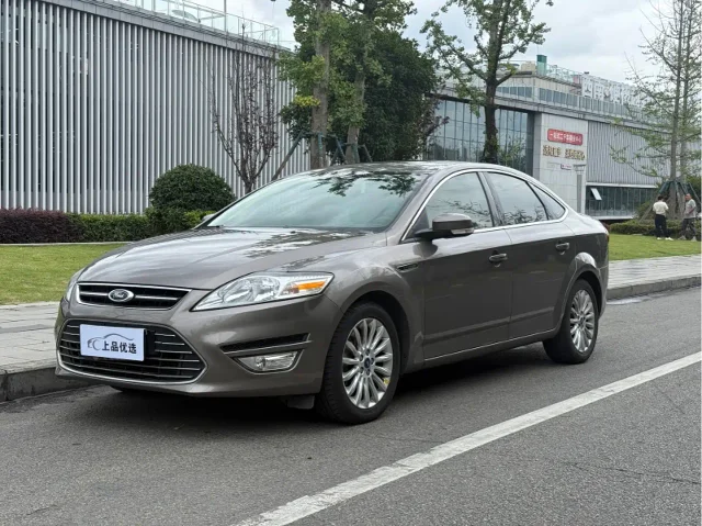 Ford Mondeo 2.3L Luxury Type