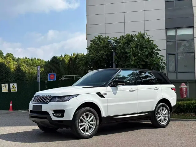Land Rover Range Rover Sport 3.0 SC V6 SE