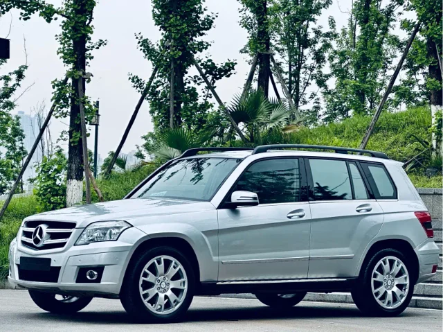 Mercedes-Benz GLK-Class (Import) GLK 300 4MATIC Dynamic Type