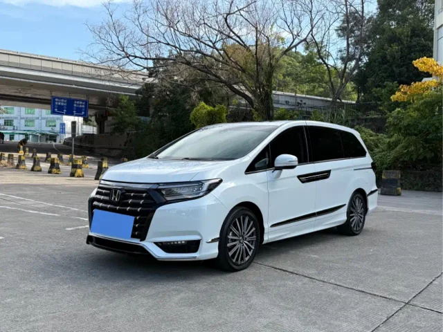 Honda Elysion 2.0L e:HEV Luxury Edition