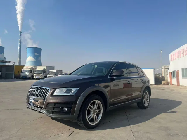 Audi Q5 Plus 40 TFSI Tech Type