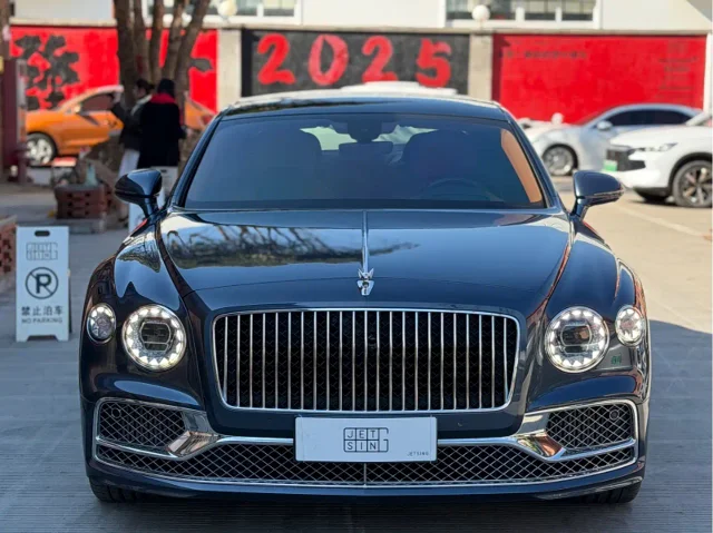 Bentley Flying Spur 6.0T W12 Standard Edition