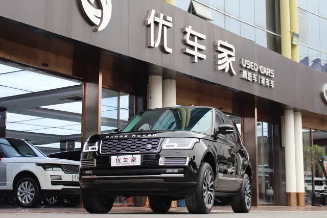 Land Rover Range Rover 3.0 SC V6 Vogue