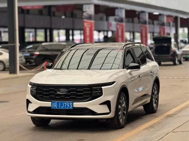 Ford Edge Edge L 2.0T EcoBoost 4WD 7-seat Supreme Type
