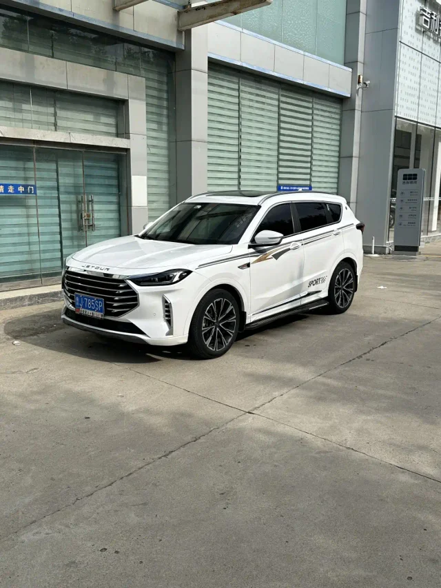 Jetour X70 PLUS 1.6T DCT地PRO 5座