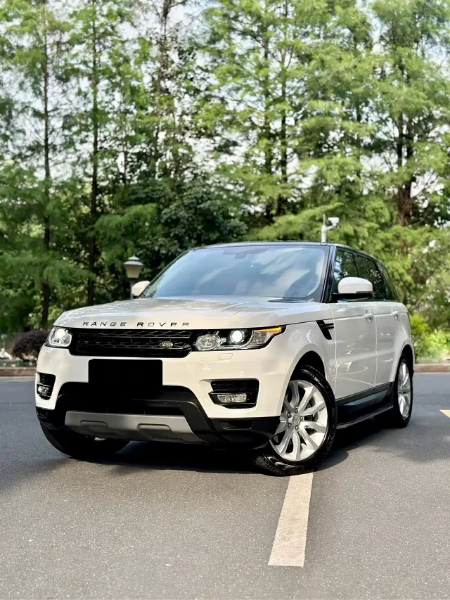 Land Rover Range Rover Sport 3.0 SDV6 HSE DYNAMIC