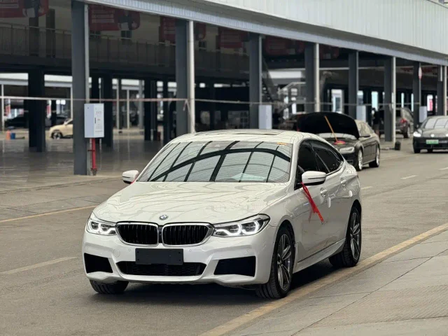 BMW 6 Series GT 630i Luxury Design Package