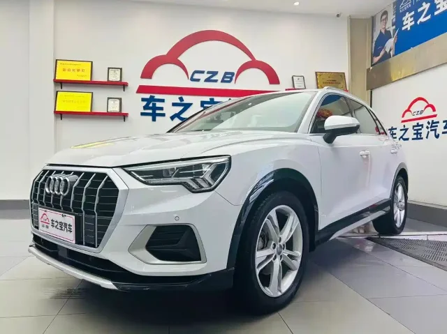 Audi Q3 40 TFSI Fashion Elegance Type