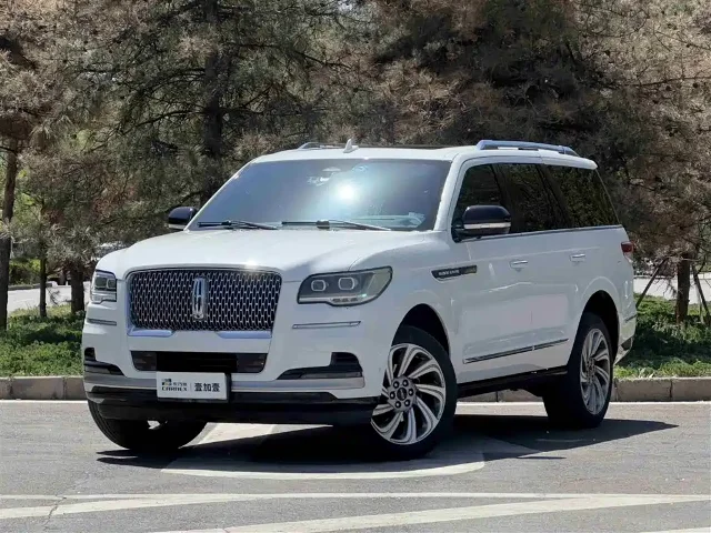 Lincoln Navigator 3.5T Premium Shine Edition