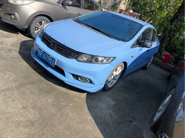 Honda Civic 10th Anniversary Commemorative 1.8L Auto Luxury Edition