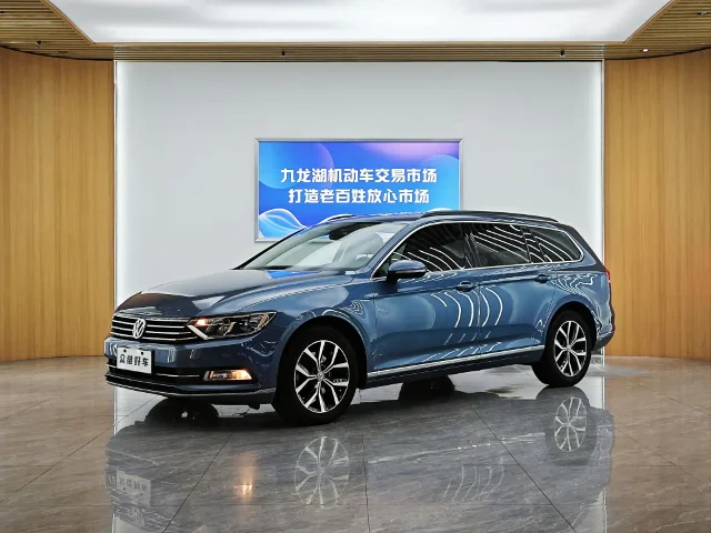 Volkswagen Variant 380TSI 2WD Comfort Travel Edition