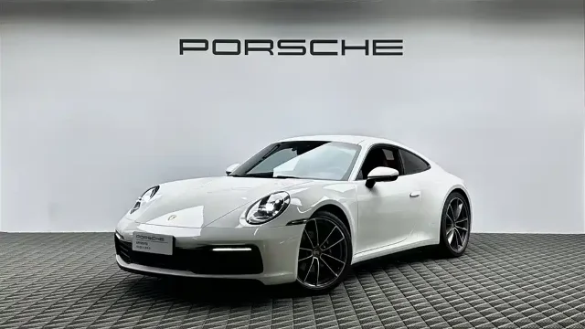 Porsche 911 Carrera 3.0T