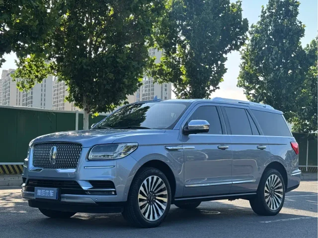 Lincoln Navigator 3.5T Presidential Series China VI