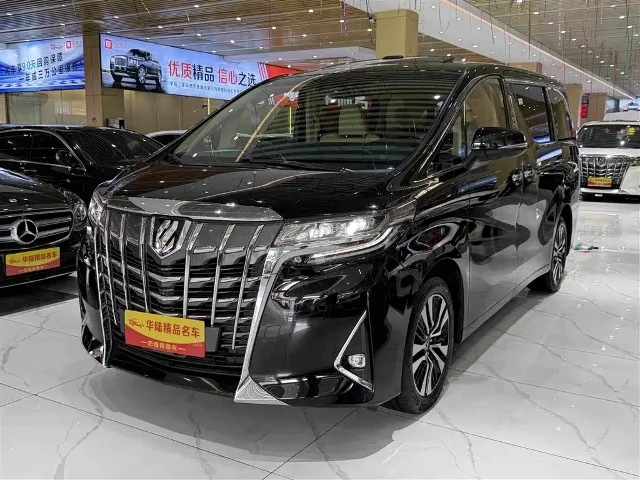 Toyota Alphard Facelift 3.5L Premium Edition