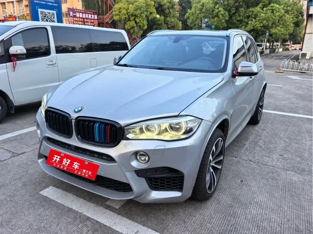 BMW X5 (Import) xDrive35i Leading Type
