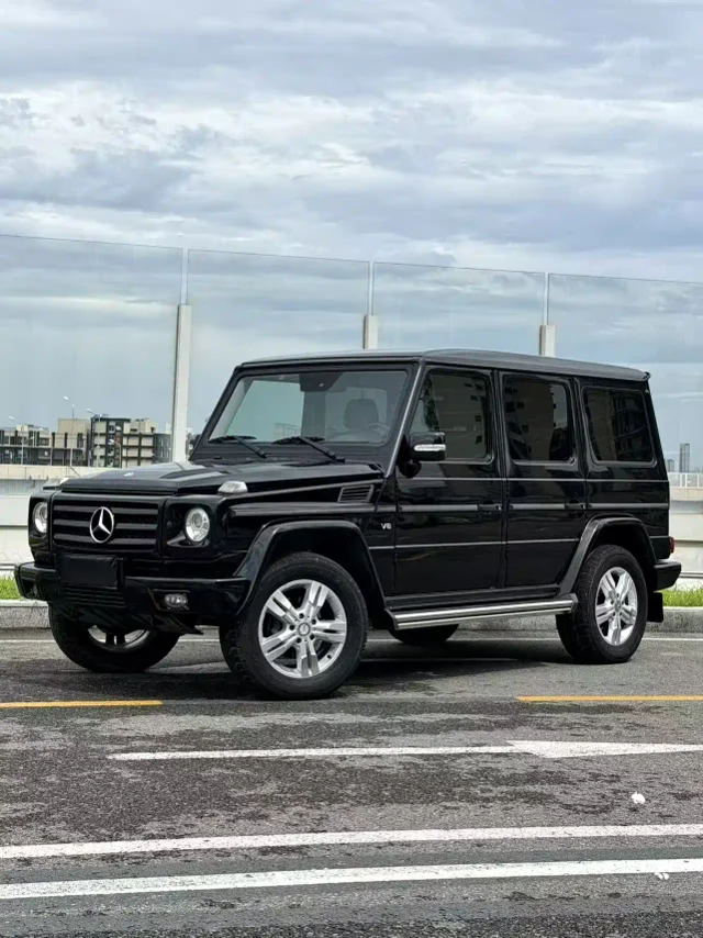 Mercedes-Benz G-Class G 500